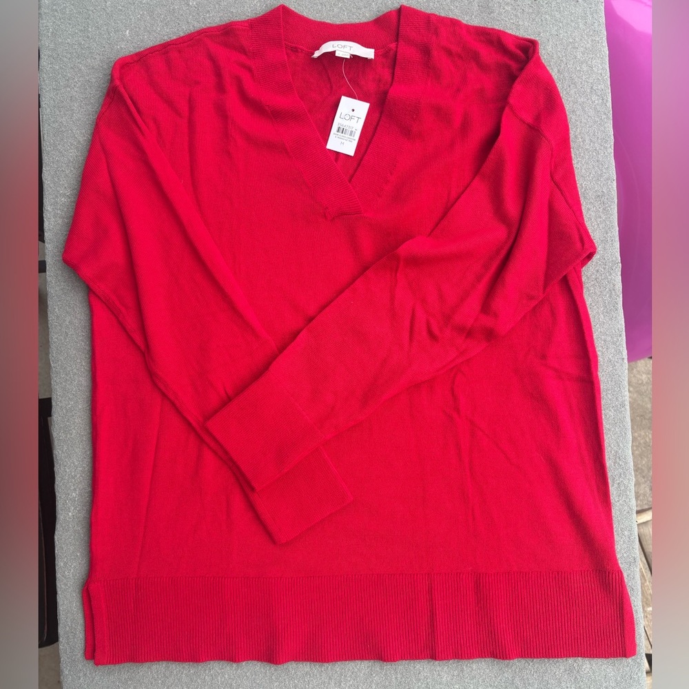 LOFT V-Neck Knit Top NWT medium